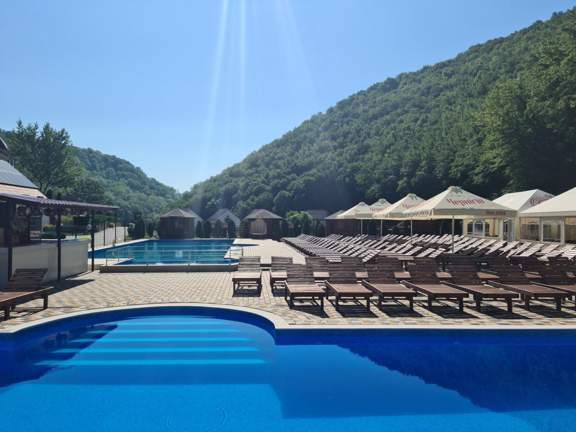 Mishyn-City Hotel Dobrovlyany Exterior foto